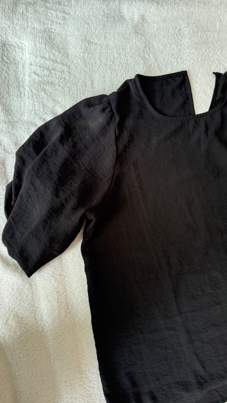 Vero Moda Chemisiers: Schwarzes Bluse Kurzarm Grösse L – D'occasion à Warth par sue500