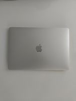 MacBook Air M1 2020 usato in ottime condizioni.