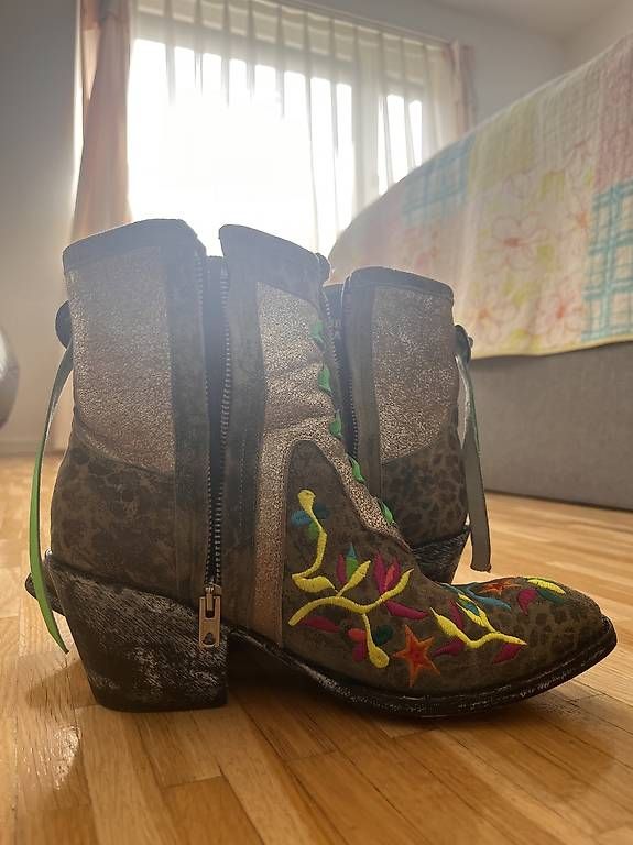 Mexicana Scarpe da donna: Chaussures Mexicaine – Usato da Fribourg venduto da Maya.p85 2