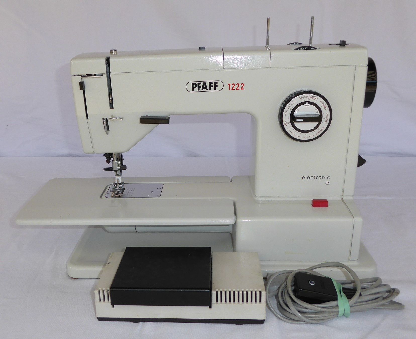 Nähmaschinen: Nähmaschine Pfaff 1222 – Gebraucht aus Glattfelden von Autoscript 6