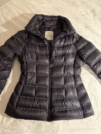Moncler Daunenjacke, Gr. 3, wie neu, Top Zustand!