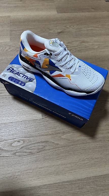 Herrenschuhe: Scarpe da padel Joma – Neu und originalverpackt aus Sementina von Ken98