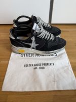 Golden Goose Sneakers