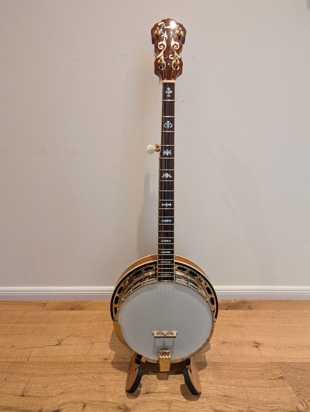 Fender Musikinstrumente: Fender FB-59 5-String Banjo – Gebraucht aus Amlikon-Bissegg von Cubiestar