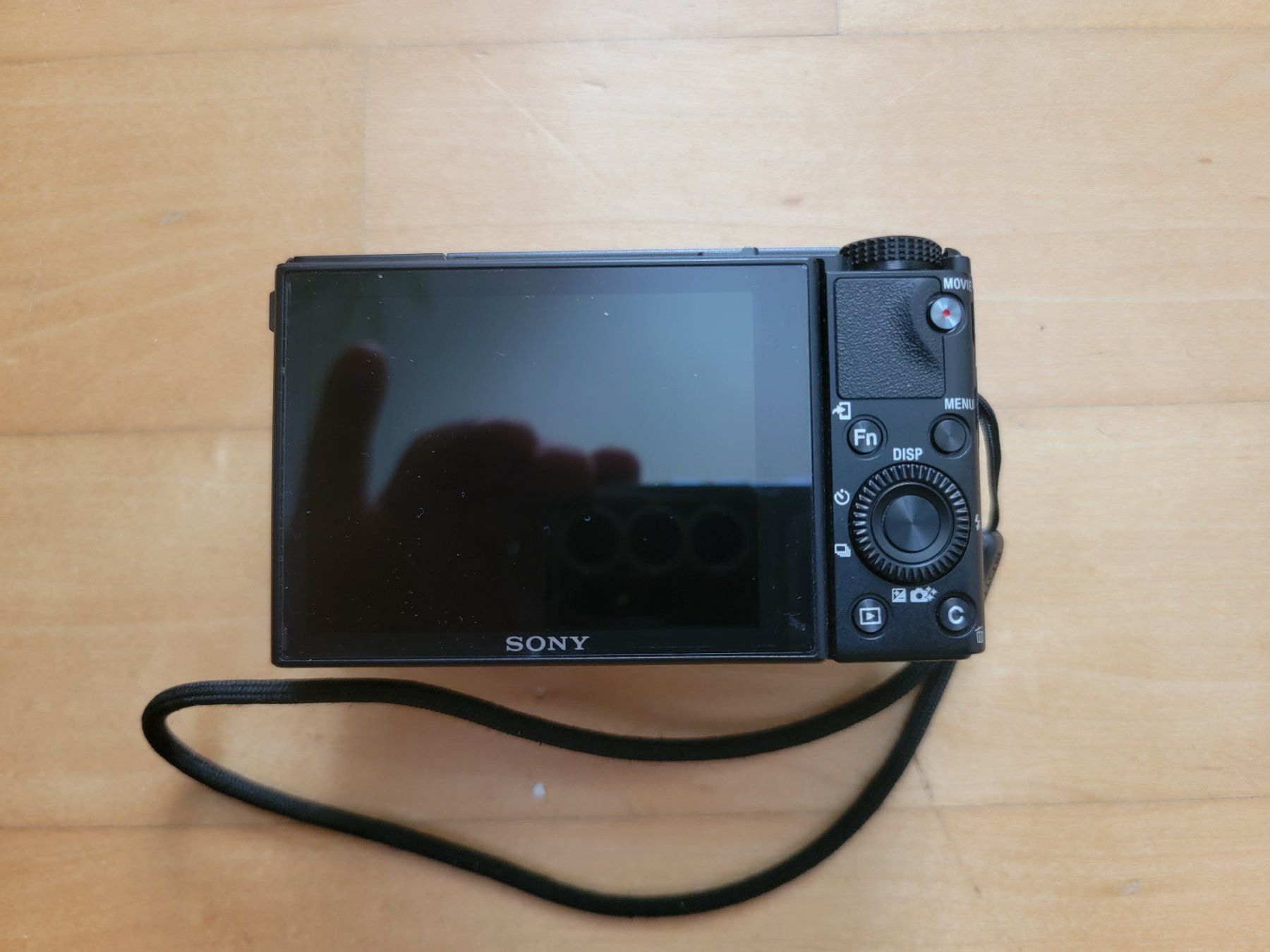 Sony Fotocamera: Sony RX100 IV mit Zubehör – Usato da Urdorf venduto da brunino 2