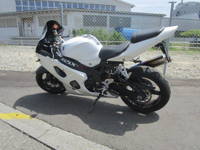 Suzuki Strada: Motorrad Suzuki GSX-R 600 defekt ab Platz offene Version – Difettoso da St. Gallen venduto da mcw01 1