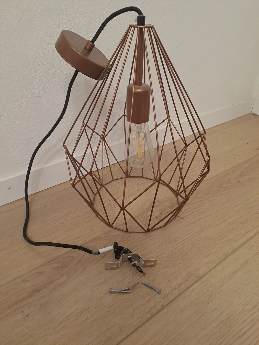 Lampade: Lampe suspension design cuivre, style industriel – Usato da Aigle venduto da chl_29wp 4