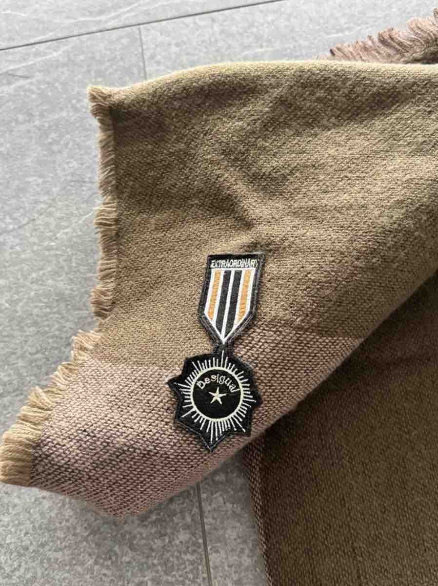 Desigual Foulards, Tücher & Schals: Desigual Schal mit Patches – Gebraucht aus Rüschlikon von val_2bzt