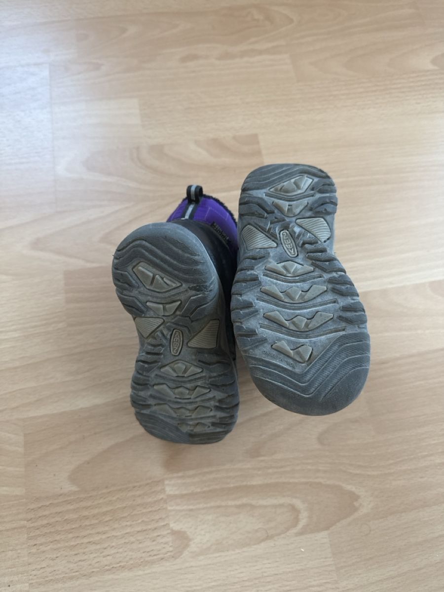 Keen Scarpe per ragazzi: Keen Winterstiefel, Grösse 25/26 – Usato da Zürich venduto da magic.elefant 1
