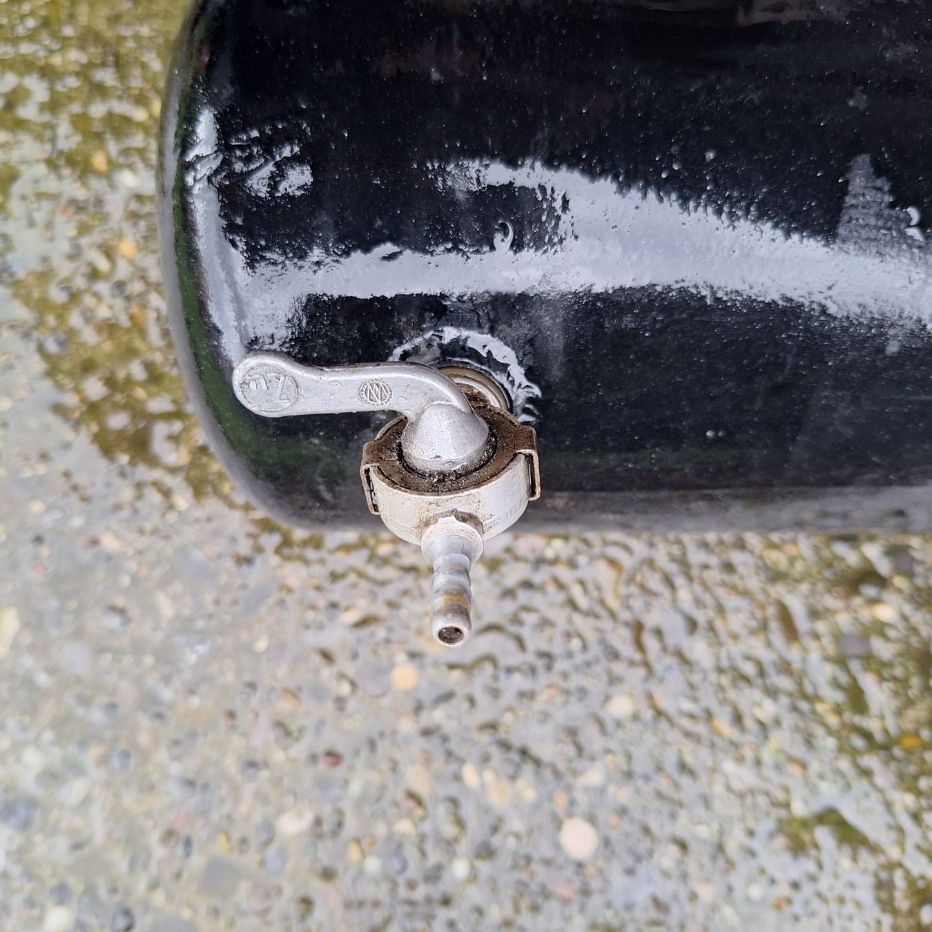 Accessori per altri veicoli: Benzin / Petrol Tank alt – Usato da Wölflinswil venduto da hus02qvarna 3
