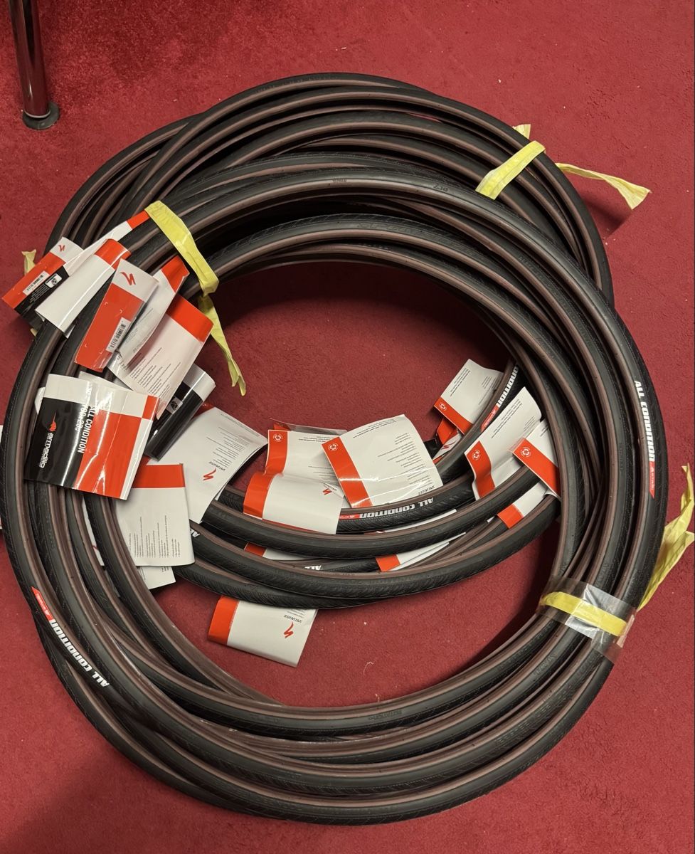 Pneumatici & Ruote complete: Velo Pneus neu 20 stk. – Nuovo (secondo la descrizione) da Schlieren venduto da Freundlich02