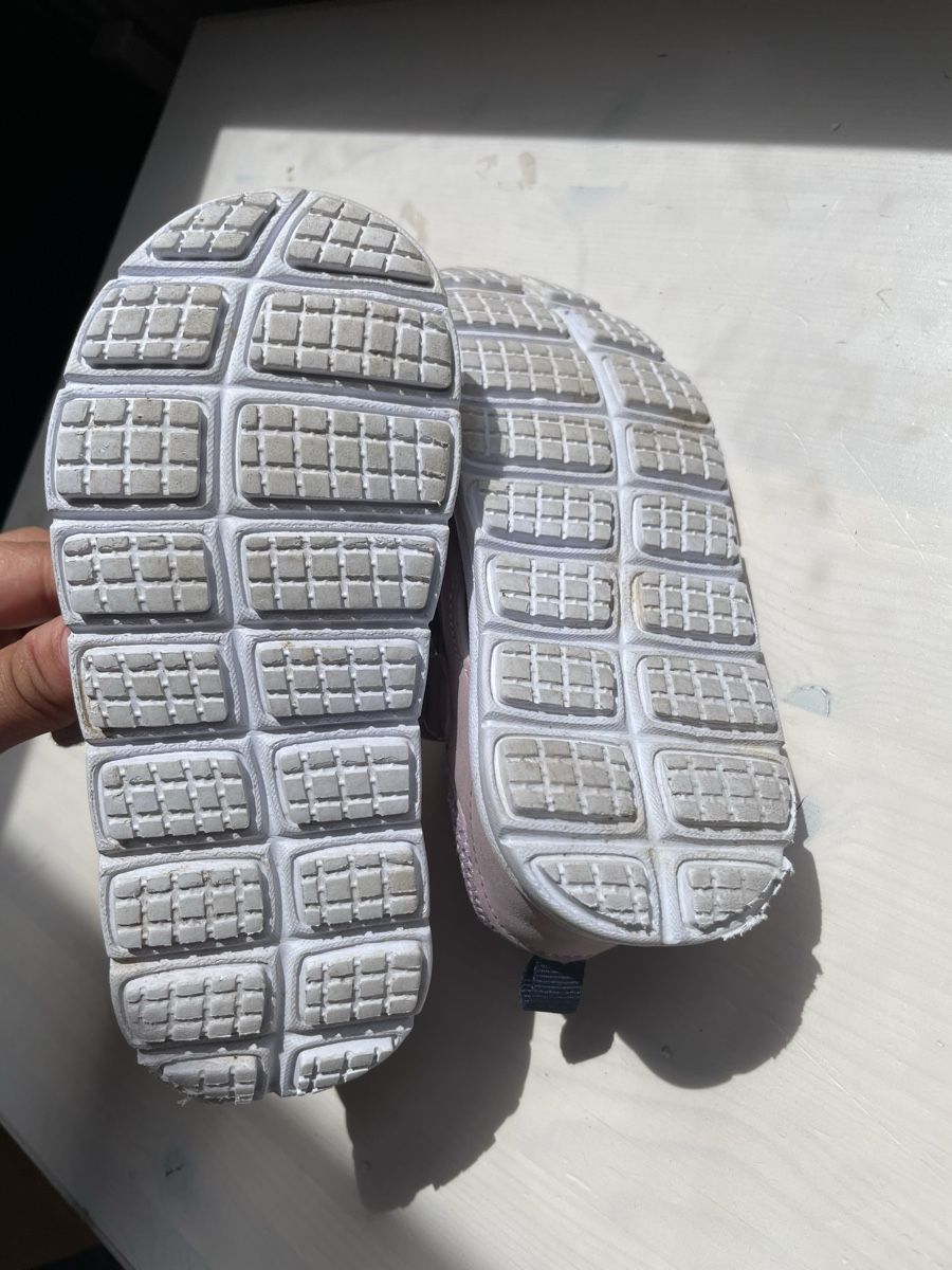Scarpe per ragazze: Sandalen Gr. 27 – Usato da Weinfelden venduto da Maurii15 1