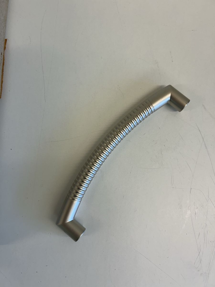 Ferramenta: Möbelgriff 128 mm Bohrmass 40 Stück  – Nuovo (secondo la descrizione) da Schenkon venduto da Paedy5 2