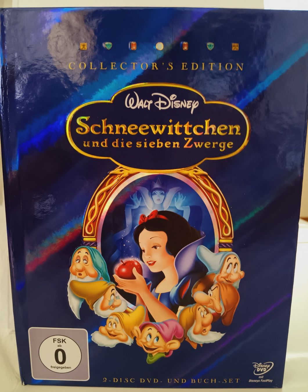 Tutti i DVDs: Disney - SCHNEEWITTCHEN COLLECTOR'S EDITION - 2 DVD s + BUCH – Nuovo (secondo la descrizione) da Aarau venduto da Yeeaaah