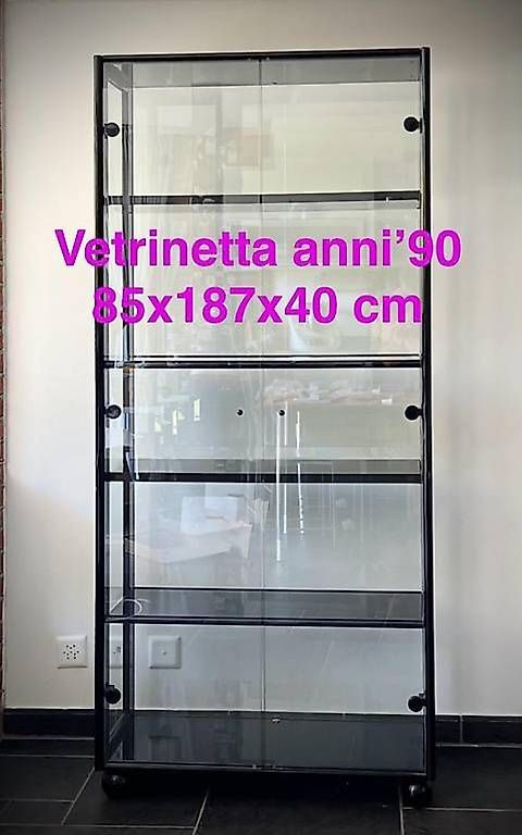 Vitrinen: Bellissima Vetrinetta Vintage anni '90 - Design e Cristallo – Gebraucht aus Agno von nic_tq5l