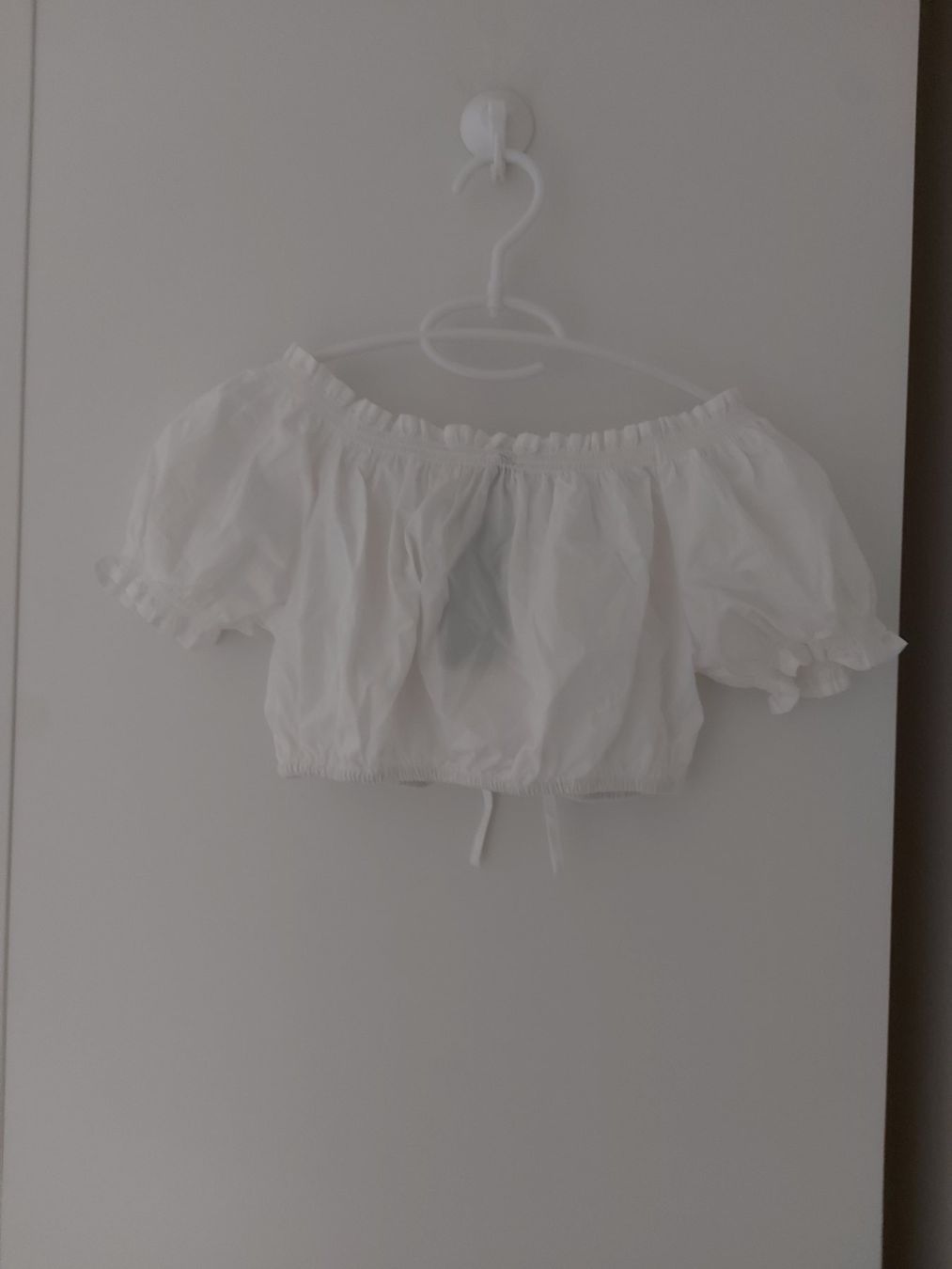 H&M Top: Blouse courte – Nuovo e nell'imballaggio originale da Le Mont-Pèlerin venduto da jux_x96b 1