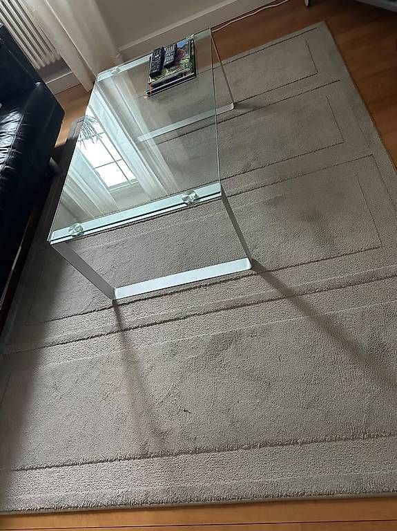 Teppiche: grauer kurfloorteppich – Gebraucht aus Bottighofen von SvenjaK67