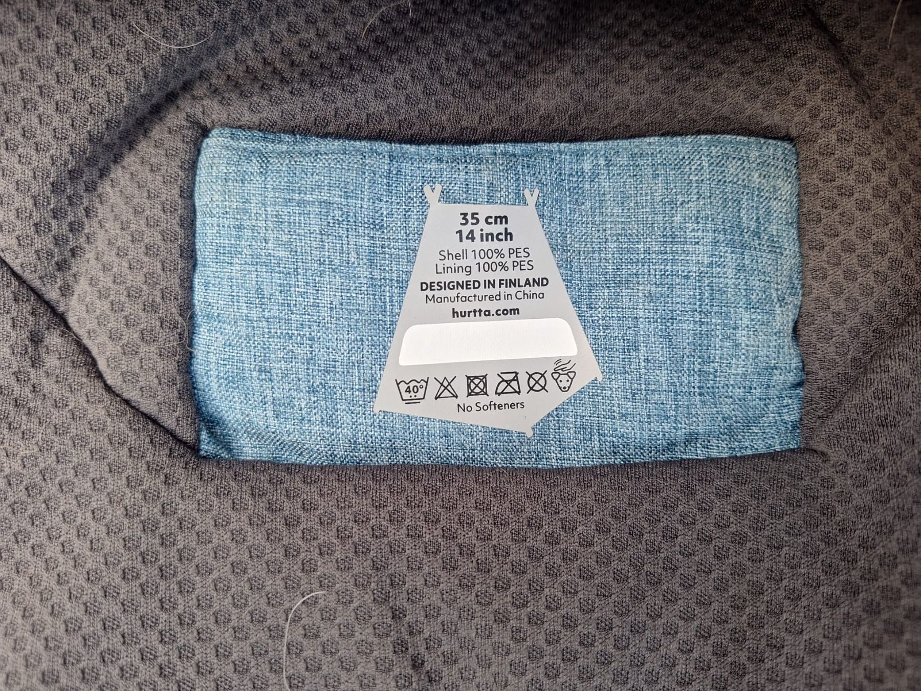 Hurtta Bekleidung: Hundemantel blau 35 cm – Gebraucht aus Forch von merlotpomerol 3