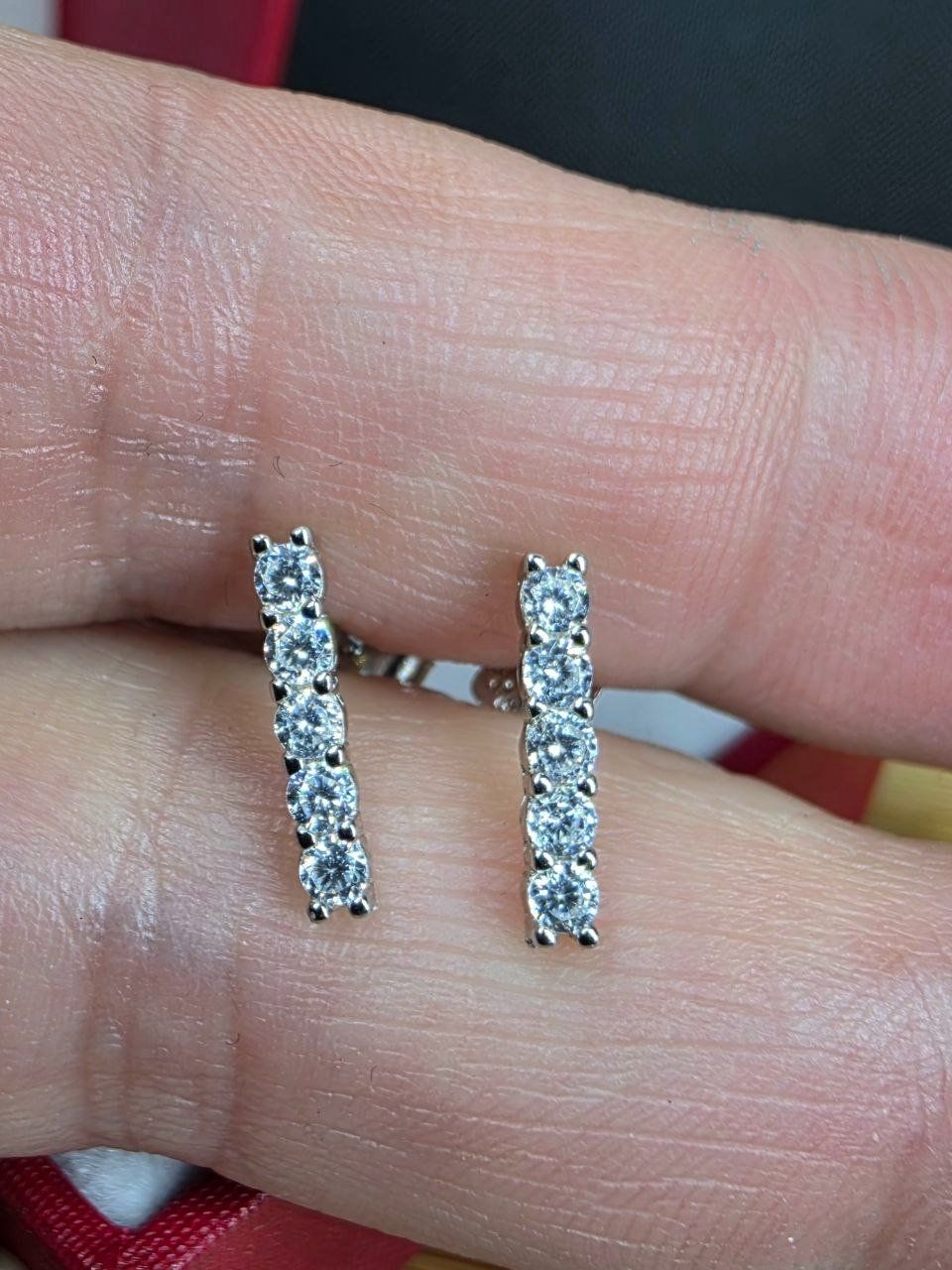 Ohrringe & -stecker: Boucles d'oreille argent avec zircons – Neu und originalverpackt aus Reconvilier von MARCLAT 3