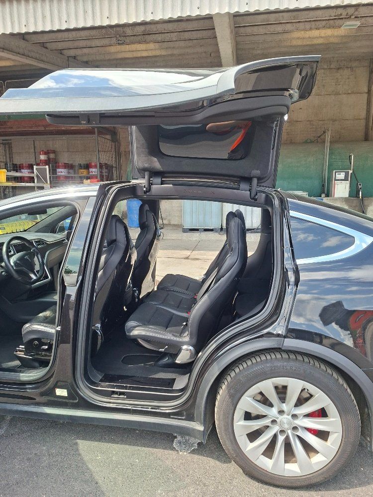 Tesla Automobili: Tesla Model X Performance P100D AWD schwarz mit AHK – Usato da Malters venduto da kadett1978 4