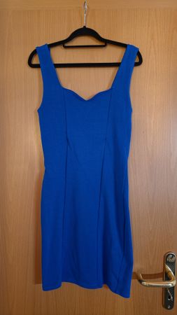 Kleid blau tailliert A-Linie Grösse M guter Zustand