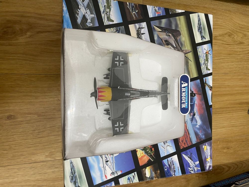 COLLECTION ARMOUR FOCKE Wulf FW-190 "Luftwaffe WW II Aces" #98030, 1/48