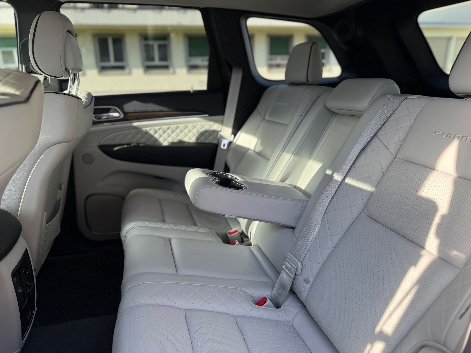 Jeep Automobili: Jeep Grand Cherockee 3.0 SUMMIT – Usato da Zürich venduto da kre_nb8h 3