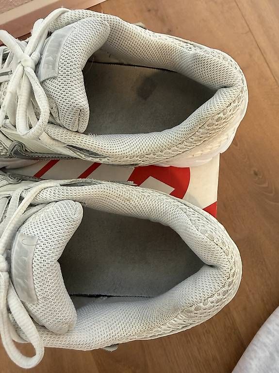 Scarpe da donna: NIKE ZOOM VOMERO 5 CHROM – Usato da Neftenbach venduto da Fashion_7 3