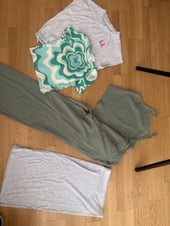 Mädchen Kleiderset 170