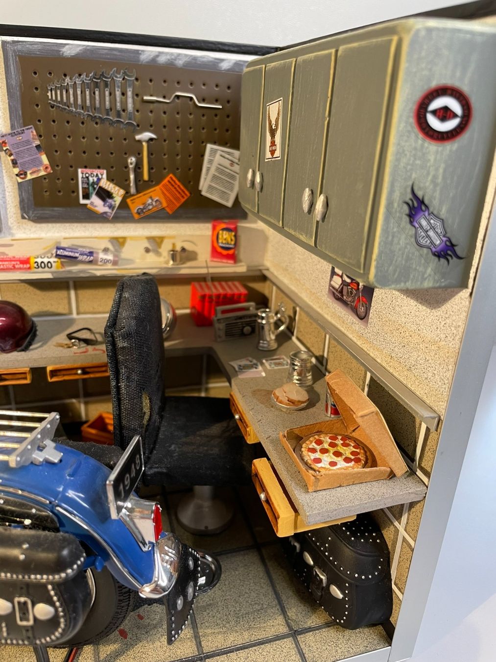 Franklin Mint Kit di modellismo & Modellini statici: Franklin Mint 1948 Harley Davidson Panhead inkl. Garage – Nuovo (secondo la descrizione) da Bättwil venduto da Samuel_Wyss 4