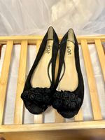Damen Peeptoe Ballerinas Le Chic schwarz mit Rosenbesatz, 36