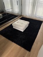 Teppich schwarz