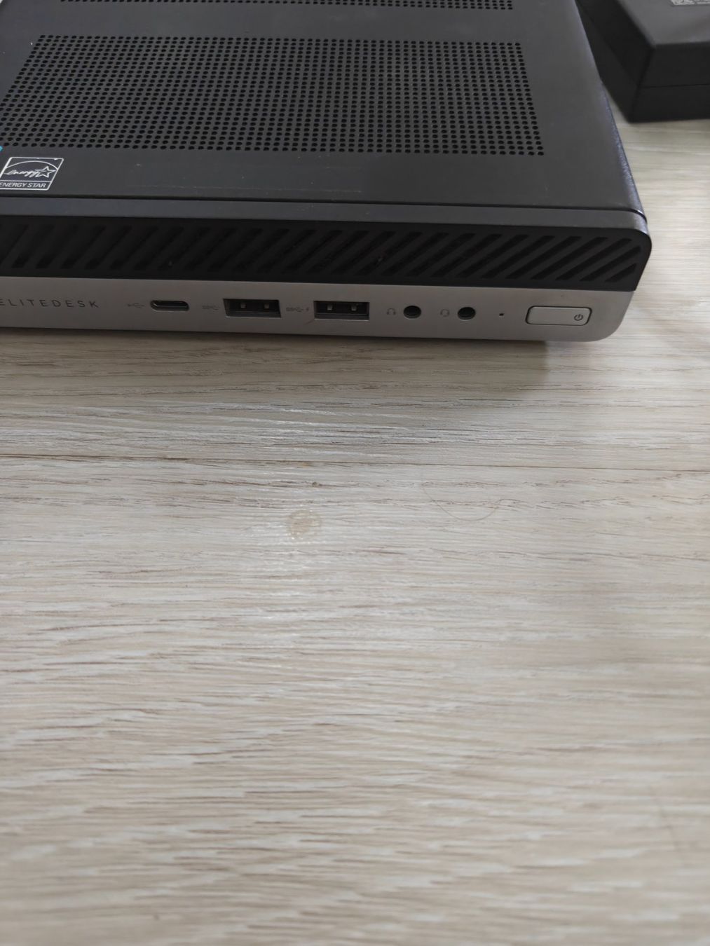 Hewlett Packard PC: HP EliteDesk 800 G3 mini – Usato da Egerkingen venduto da Niceli1 1