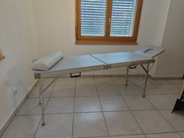 Massageliege tragbar faltbar Aluminium neuwertig