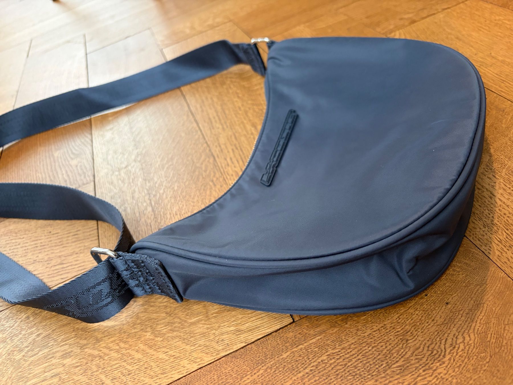 Lacoste Taschen für Damen: Lacoste Tasche blau – Gebraucht aus Winterthur von mapehape 2