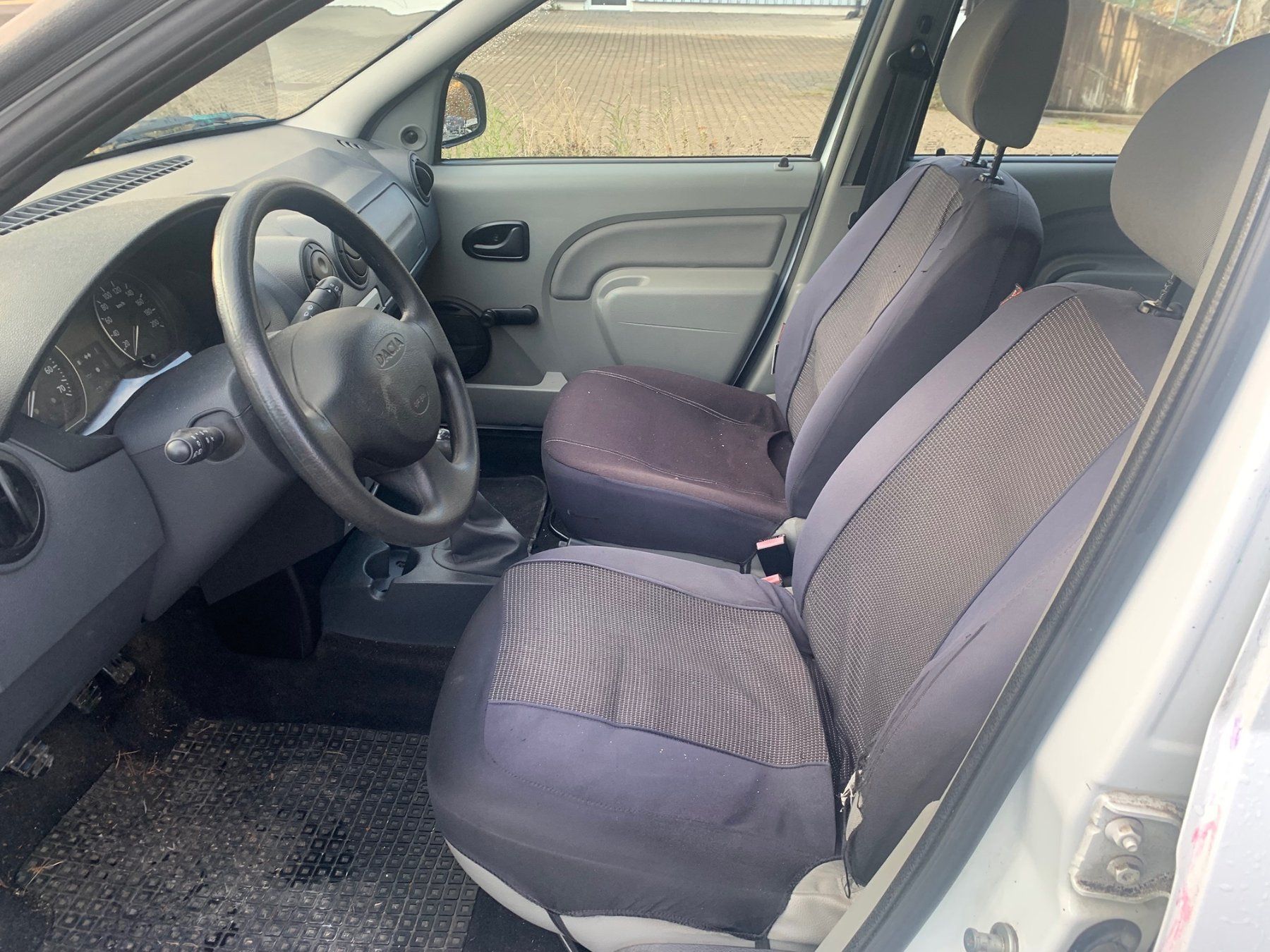 Dacia Autos: DACIA Logan 1.6 – Gebraucht aus Frauenfeld von gil_9tgc 6