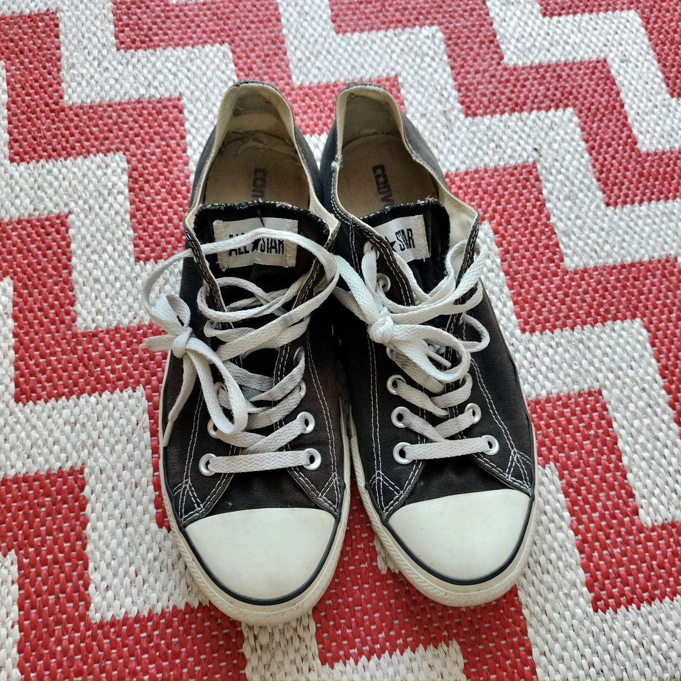 Converse Scarpe da uomo: Converse All Star Black - Gr. 44 – Usato da Bern venduto da SportsMemos