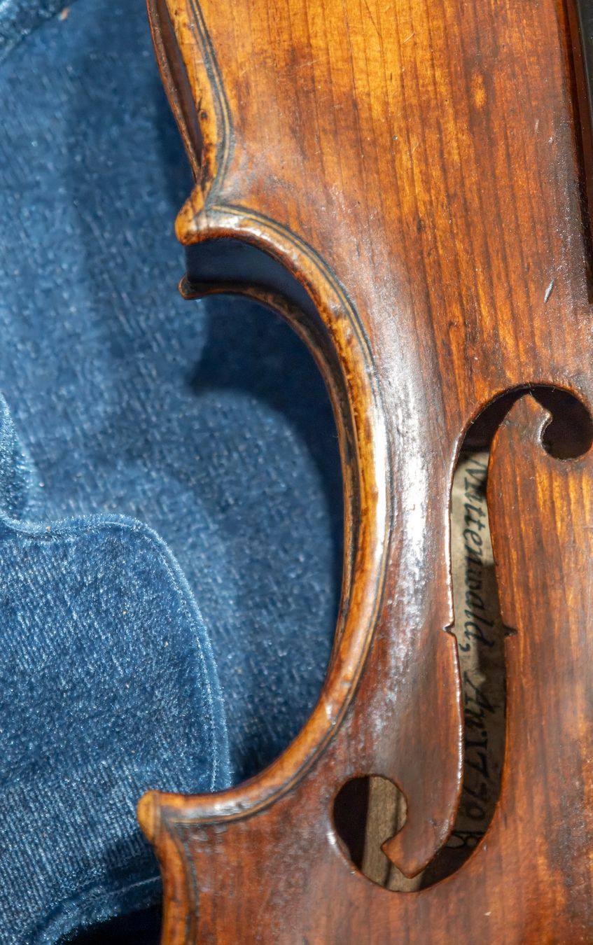 Strumenti musicali: Antike Violine 18.Jh. – Usato da Lausanne venduto da Asf99 1