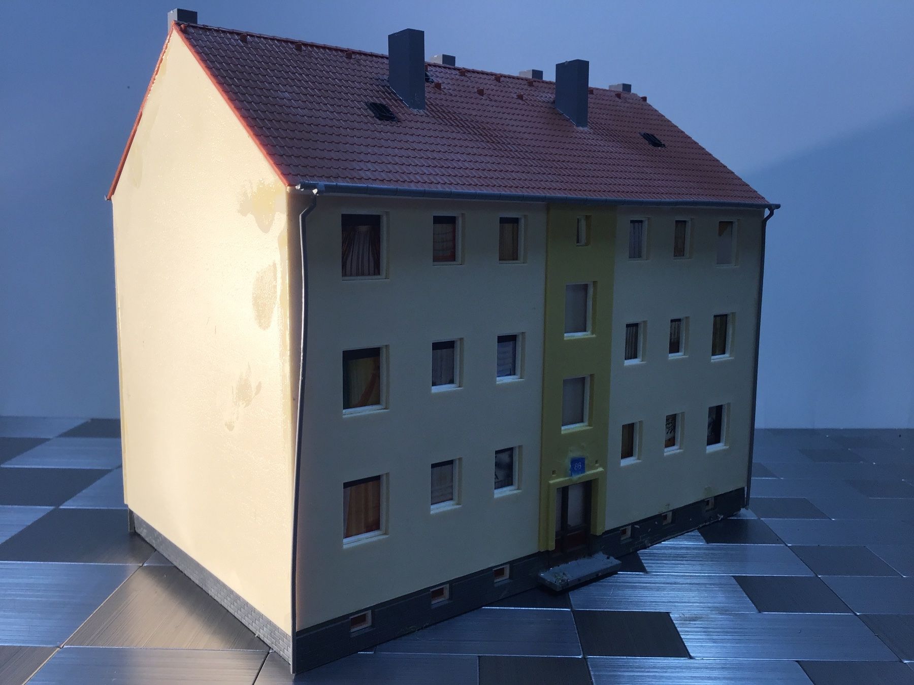 Faller Modelleisenbahnen: FALLER MODELL GEBÄUDE H0 – Gebraucht aus Männedorf von Spezial-Modelle 1
