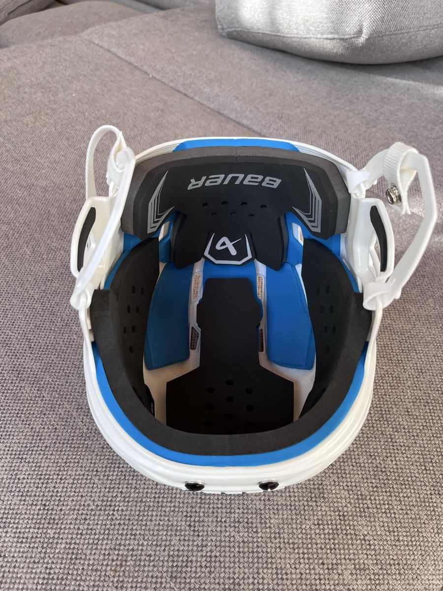 Bauer Helme: Bauer RE-AKT 55 Medium Size – Gebraucht aus Pontresina von ste_5mly 4