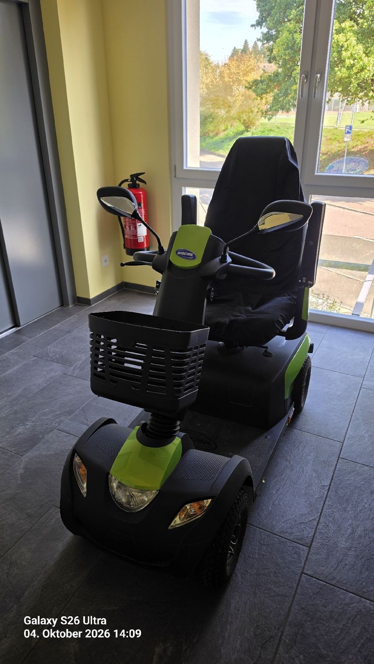 Voiturettes électriques: Invacare Comet Pro – D'occasion à Winterthur par FlorianOconner