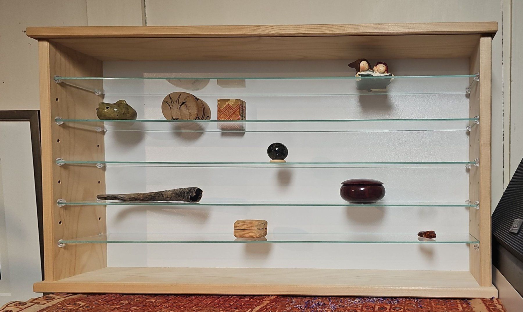 Vitrinen: Wandvitrine mit 5 Tablaren – Gebraucht aus Rüti ZH von Paikea3