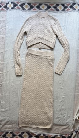 Bershka knit ensemble / two-piece : like new 