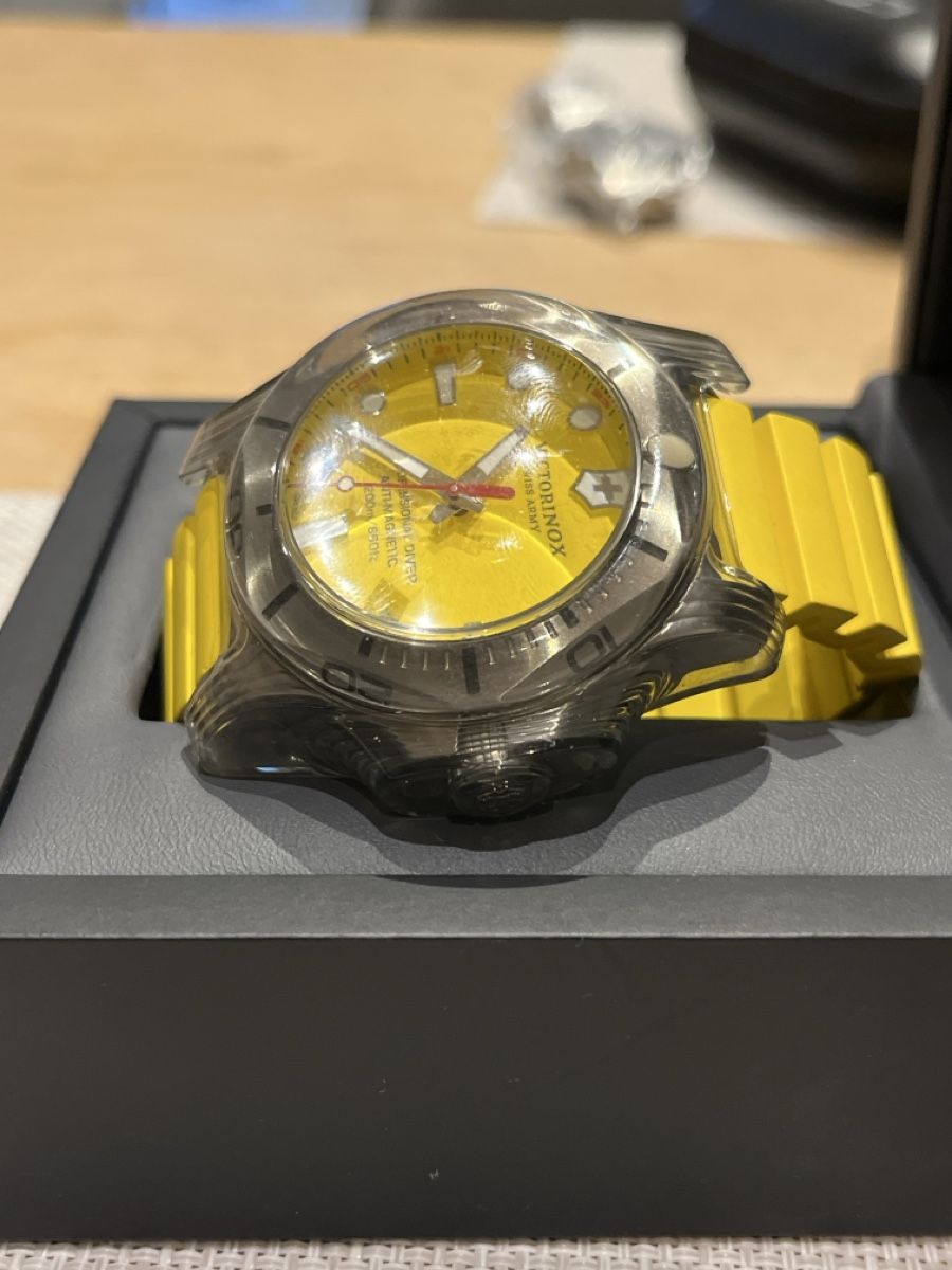 Victorinox Montres: Victorinox Professionell Diver 200m  – D'occasion à Rheineck par UhrenReinhardt 3