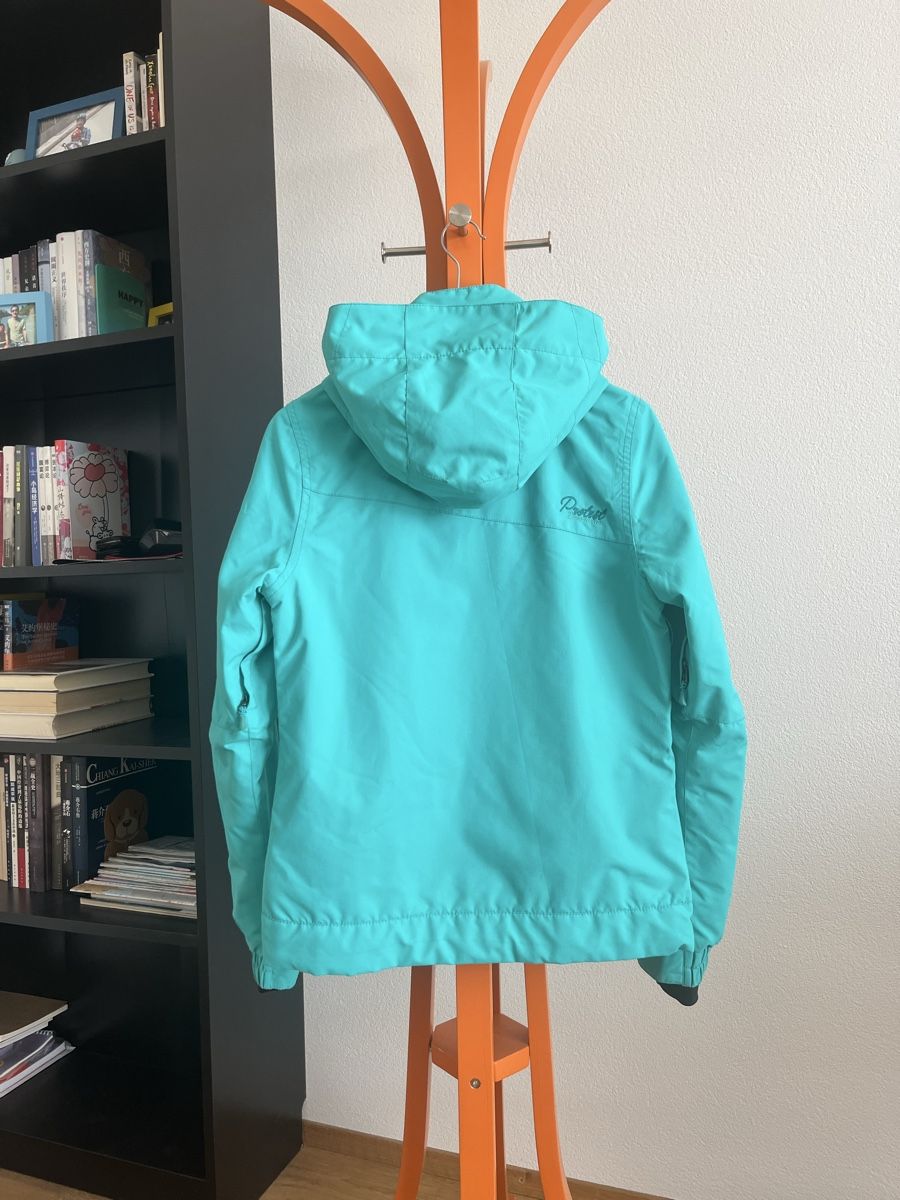 Protest Giacche: Protest Turquoise Ski Jacket. Size S. Great Condition! – Usato da Gümligen venduto da caron__ 1