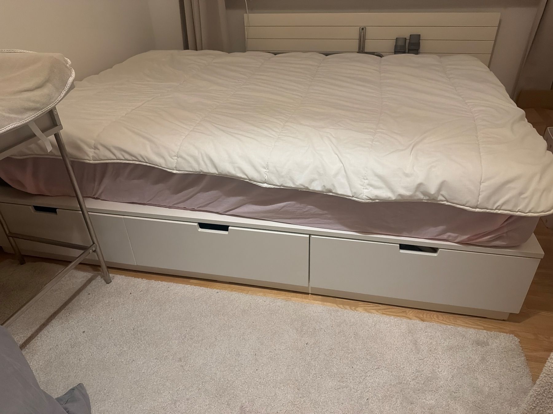 Ikea Letti: Ikea bed - 6 drawers – Usato da St. Gallen venduto da joa_n8yj 2