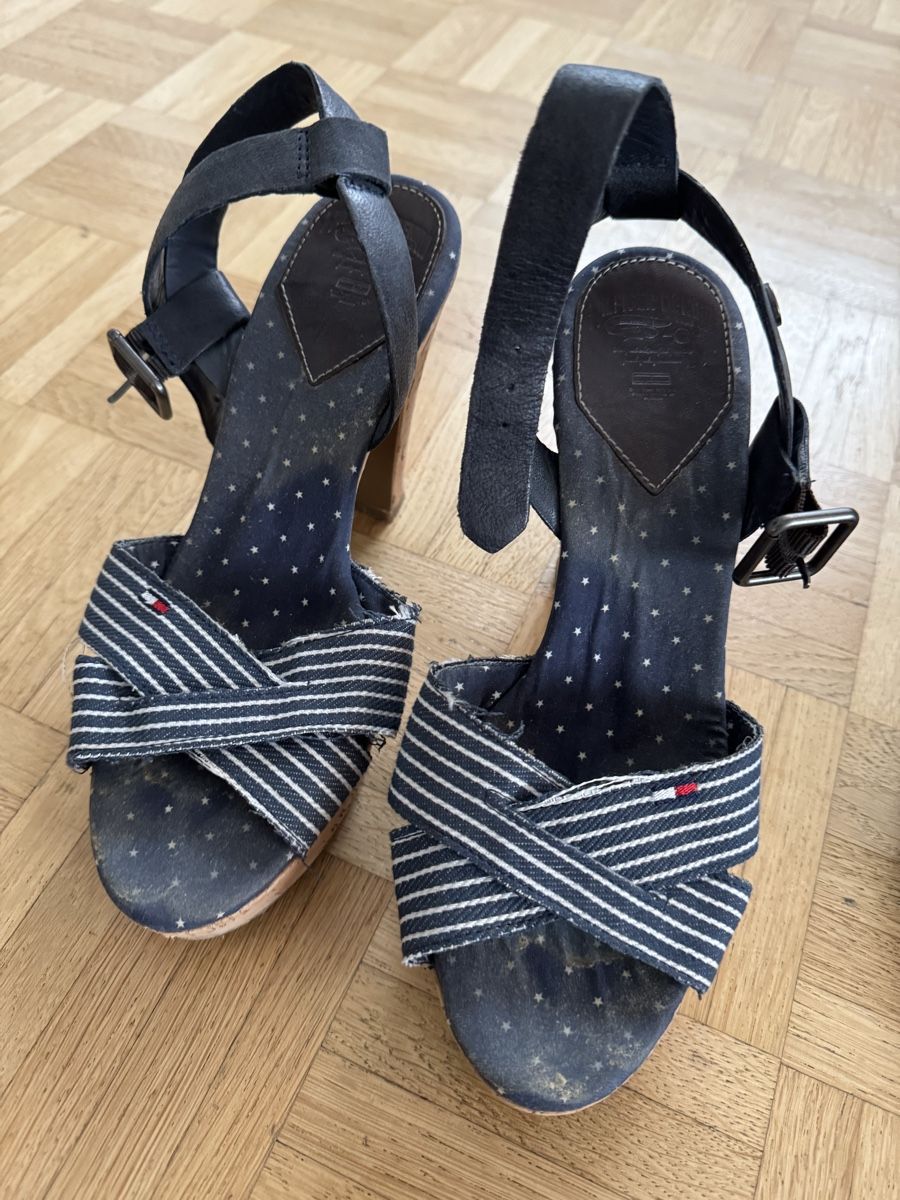 Scarpe da donna: Damenschuhe Paket Gr. 37 div. Marken – Usato da Zürich venduto da Kia78 9