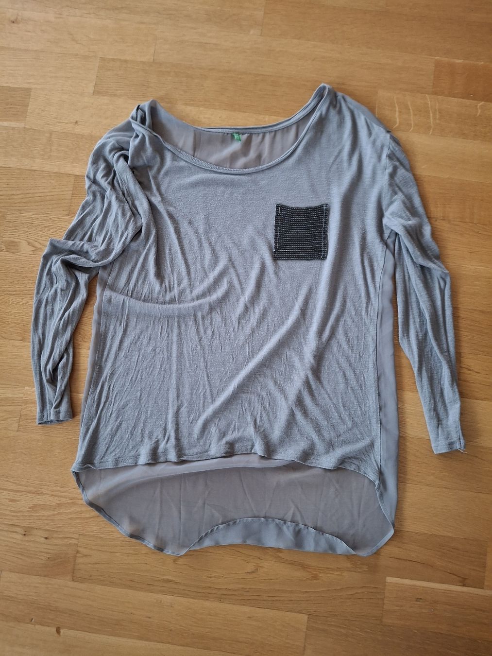 Benetton Maglioni & Felpe: Pullover Benetton – Usato da Le Pâquier-Montbarry venduto da Fibilynn05 2
