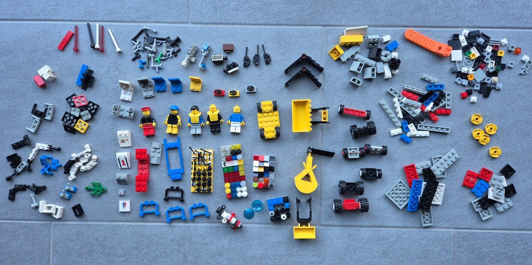Lego Kit di costruzioni: LEGO City Kleinteile – Usato da Sissach venduto da DenJoe