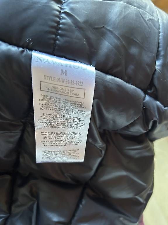 Giacche: Winterjacke Marke NAVAHOO  – Usato da Allschwil venduto da Haffelow 3